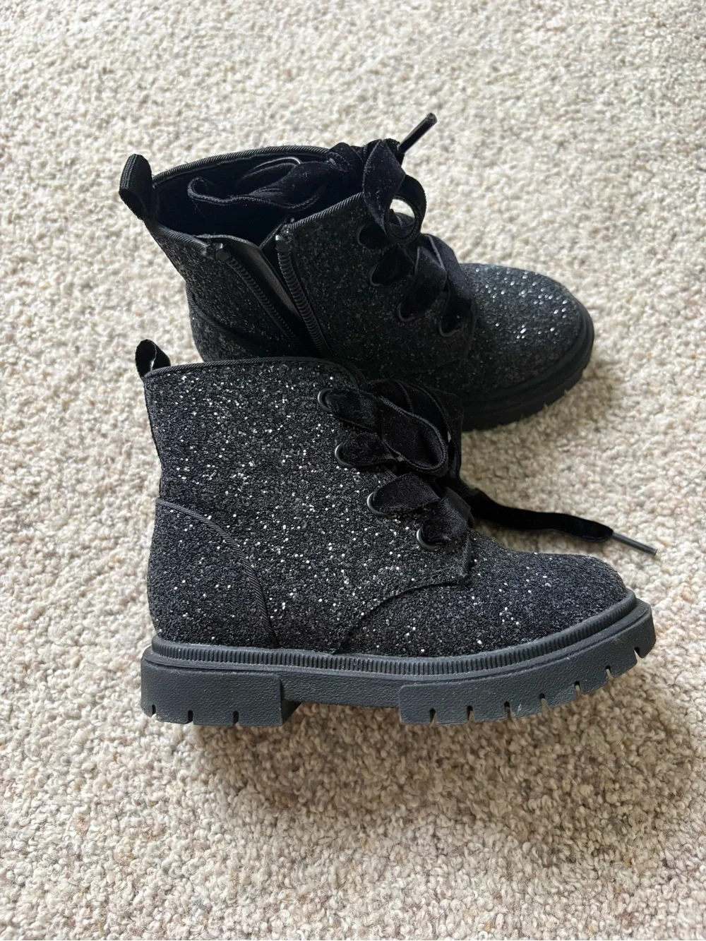Cat and Jack Toddler Girls black Boots Glitter Zip Up Size 8